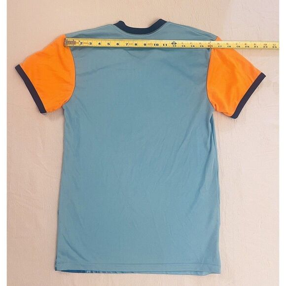 Mystery Island Answer VBS Tracking Down Athletic V-Neck T-Shirt Unisex Size SM - Picture 4 of 5